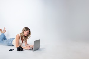 Vivid Creations | Branding, Webdesign, Photography, Content Creation place picture